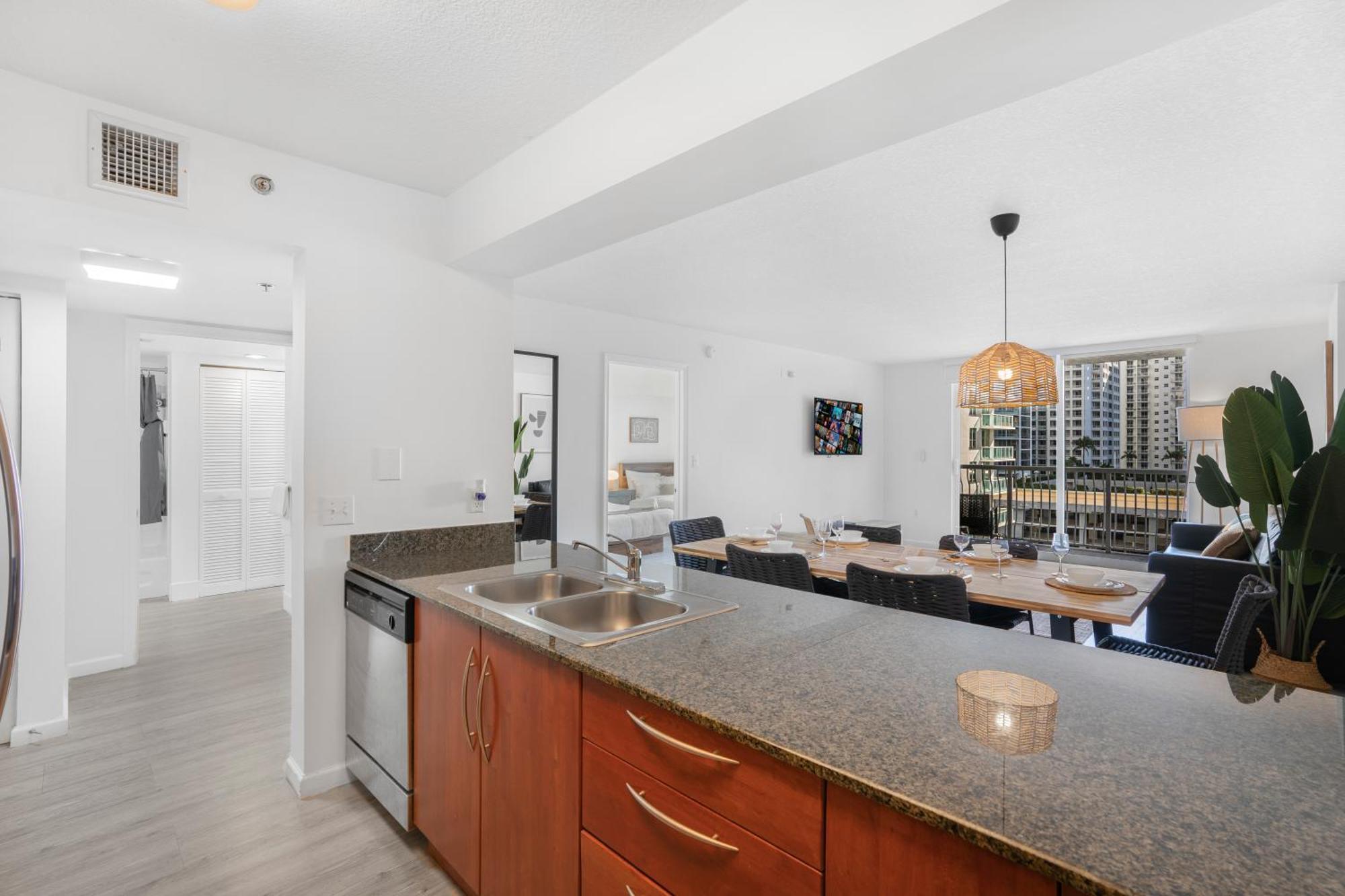 Stylish Brickell With Stunning Views & Premier Amenities Miami